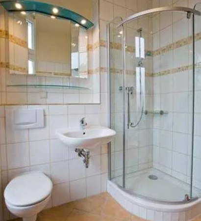 Elfriede Засниц